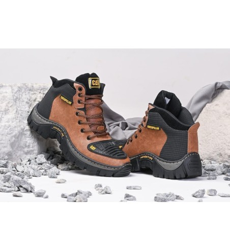 Bota Caterpillar Marrom e Preta