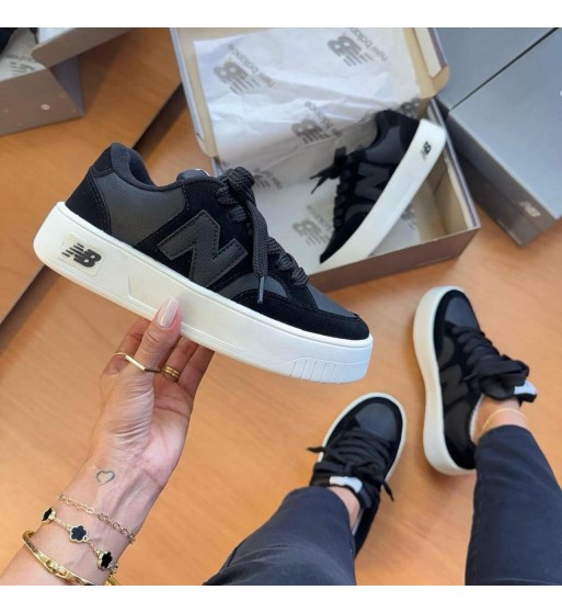 New Balance Plataforma Preto e Branco