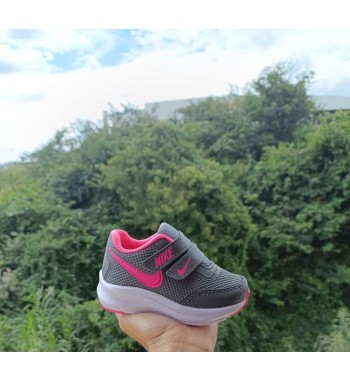 Nike Linha Baby Rosa e Cinza