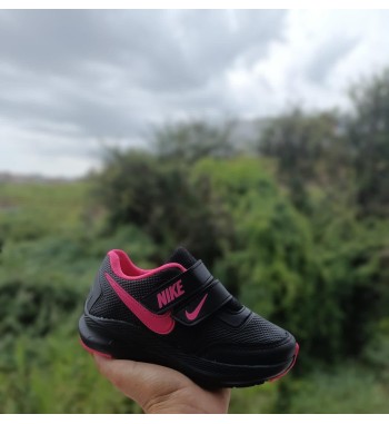 Nike Linha Baby Preto e Rosa