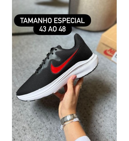 Tênis Nike Grade Especial Vermelho, Preto e Branco