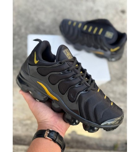 Nike Vapor Max Premium Preto e Dourado