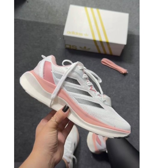Tênis Adidas Boston Cinza, Rosa e Preto masculino visto de lado